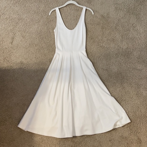 Beautiful off white midi with pockets! - Picture 4 of 4